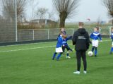 S.K.N.W.K. JO10-1 - D.B.G.C. JO10-2 (competitie) seizoen 2022-2023 (voorjaar - 4e fase)) (22/102)